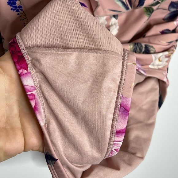 Lysa Plus Size 1x 18/20 Ruffled Shoulder Floral Mauve Pink One-Piece Swimsuit - Picture 6 of 10